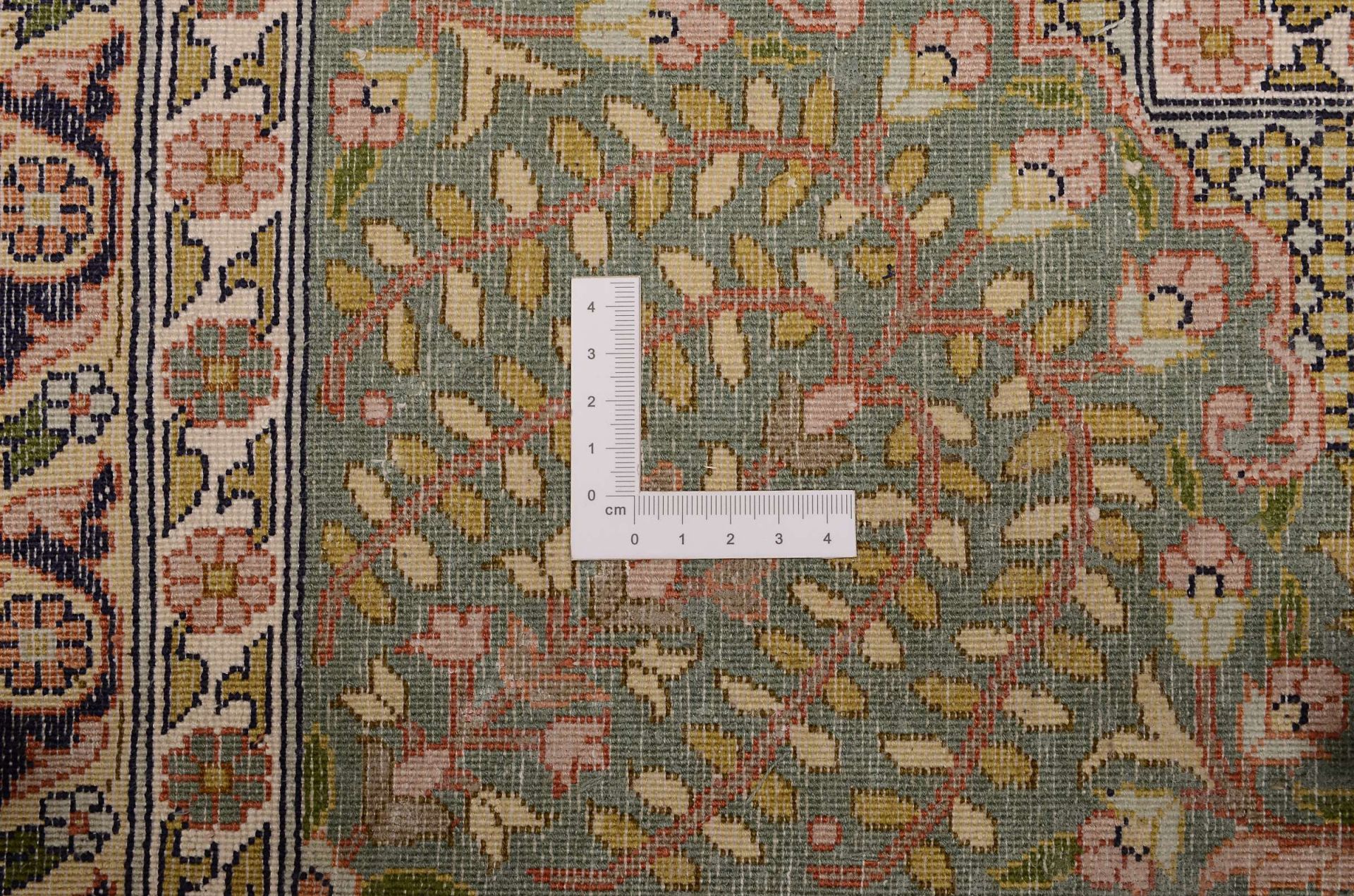 Kashmir Oriental Rug 318 × 250 cm, silk, hand-knotted — view 3