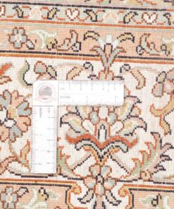 Kashmir Oriental Rug 189 × 122 cm, silk, hand-knotted — view 11
