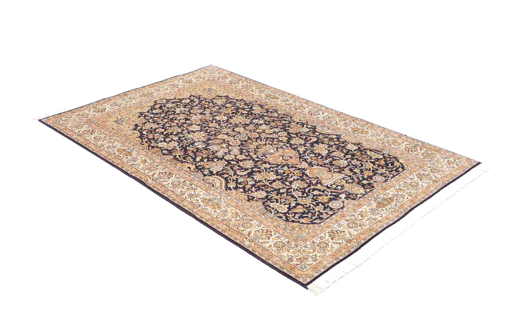 Kashmir Oriental Rug 189 × 122 cm, silk, hand-knotted — view 3