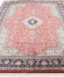 Kashmir Oriental Rug 239 × 168 cm, silk, hand-knotted — view 2