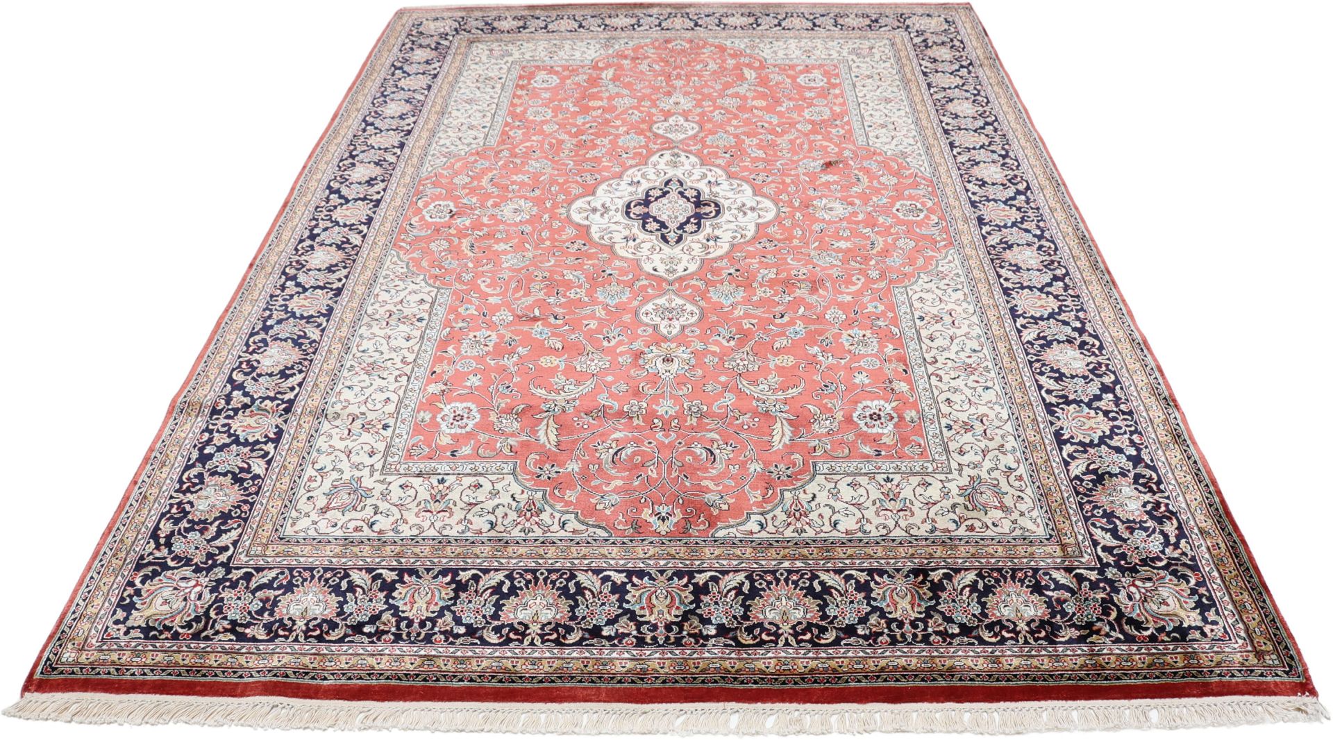 Kashmir Oriental Rug 239 × 168 cm, silk, hand-knotted — view 2