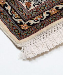 Kashmir Oriental Rug 248 × 168 cm, silk, hand-knotted — view 6