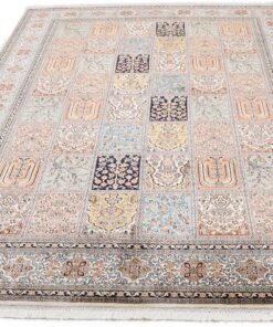 Kashmir Oriental Rug 248 × 168 cm, silk, hand-knotted — view 2