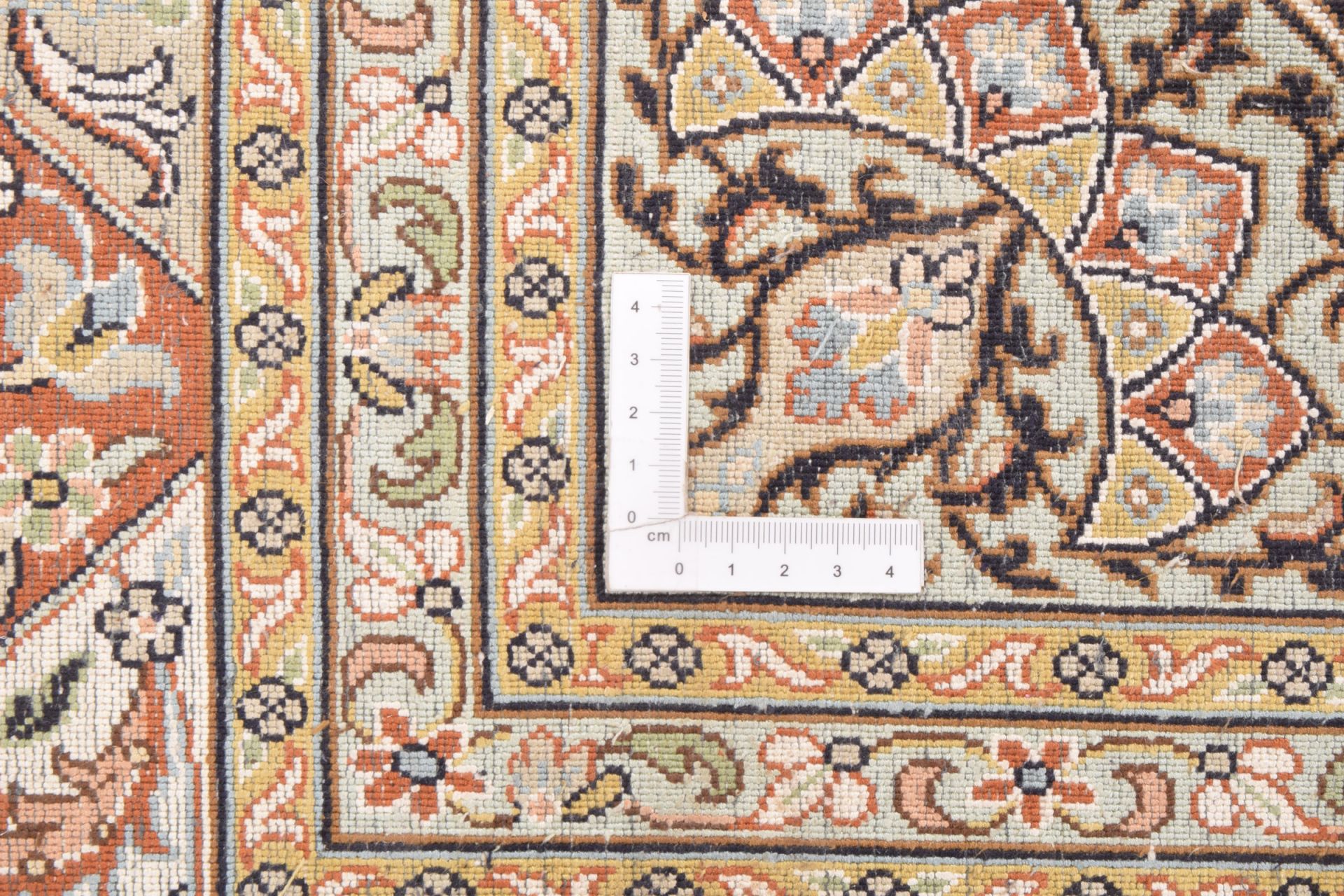Kashmir Oriental Rug 255 × 168 cm, silk, hand-knotted — view 4