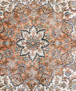 Kashmir Oriental Rug 254 × 169 cm, silk, hand-knotted — view 9
