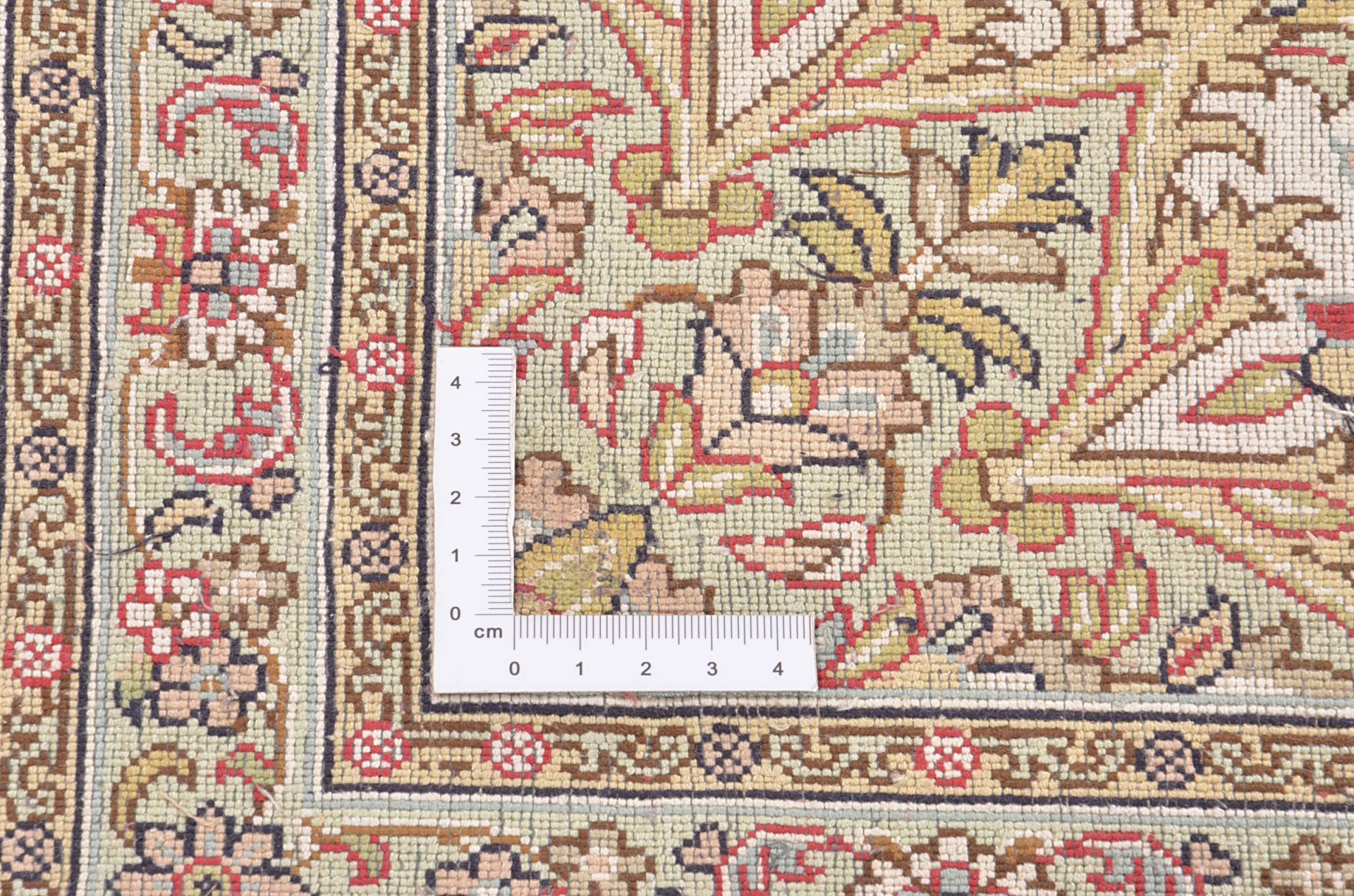 Kashmir Oriental Rug 243 × 170 cm, silk, hand-knotted — view 4