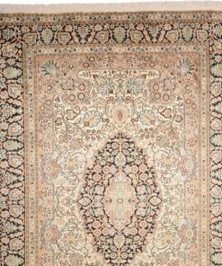 Kashmir Oriental Rug 248 × 172 cm, silk, hand-knotted — view 6