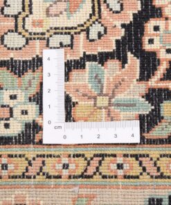 Kashmir Oriental Rug 248 × 172 cm, silk, hand-knotted — view 3