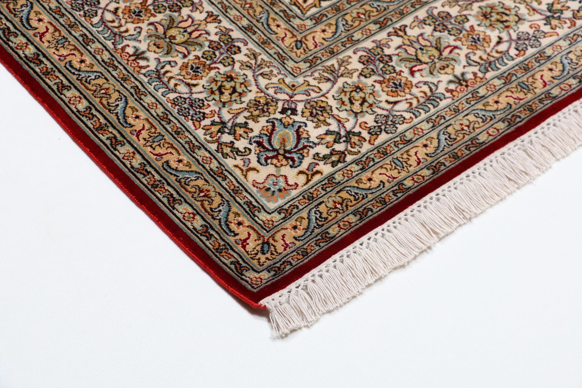 Kashmir Oriental Rug 249 × 173 cm, silk, hand-knotted — view 6