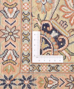 Kashmir Oriental Rug 251 × 173 cm, silk, hand-knotted — view 4