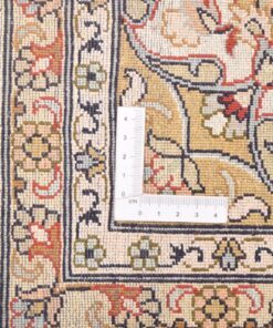 Kashmir Oriental Rug 252 × 173 cm, silk, hand-knotted — view 4