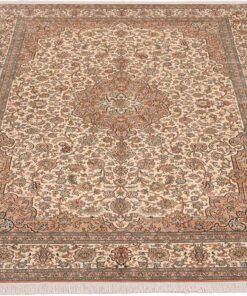 Kashmir Oriental Rug 251 × 175 cm, silk, hand-knotted — view 2