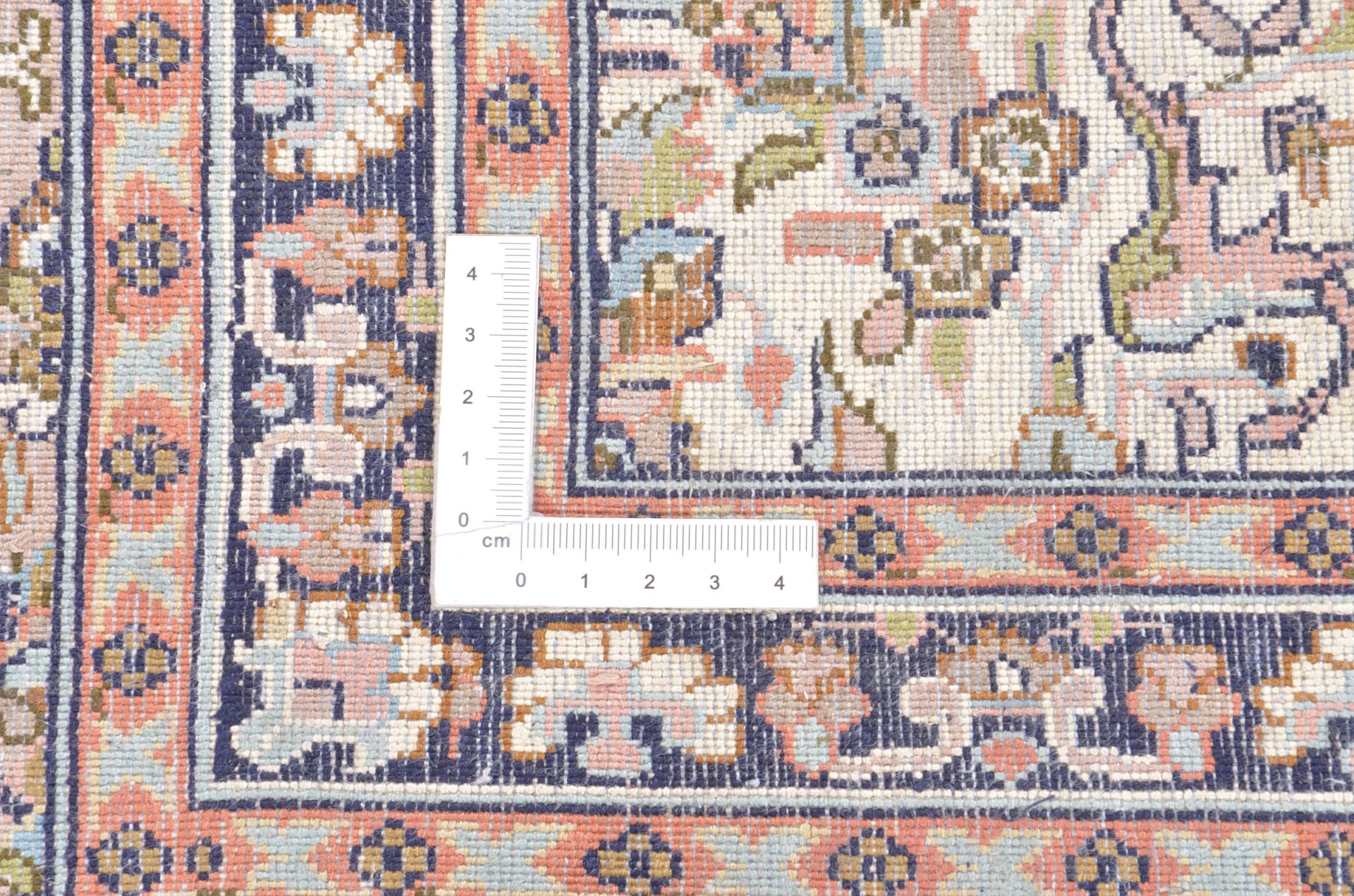 Kashmir Oriental Rug 266 × 180 cm, silk, hand-knotted — view 3