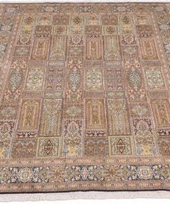 Kashmir Oriental Rug 277 × 182 cm, silk, hand-knotted — view 2