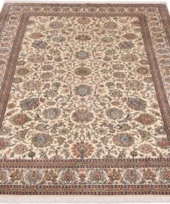Kashmir Oriental Rug 290 × 182 cm, silk, hand-knotted — view 2
