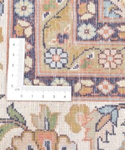 Kashmir Oriental Rug 290 × 182 cm, silk, hand-knotted — view 3