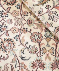 Kashmir Oriental Rug 280 × 184 cm, silk, hand-knotted — view 4