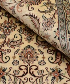 Kashmir Oriental Rug 277 × 185 cm, silk, hand-knotted — view 4