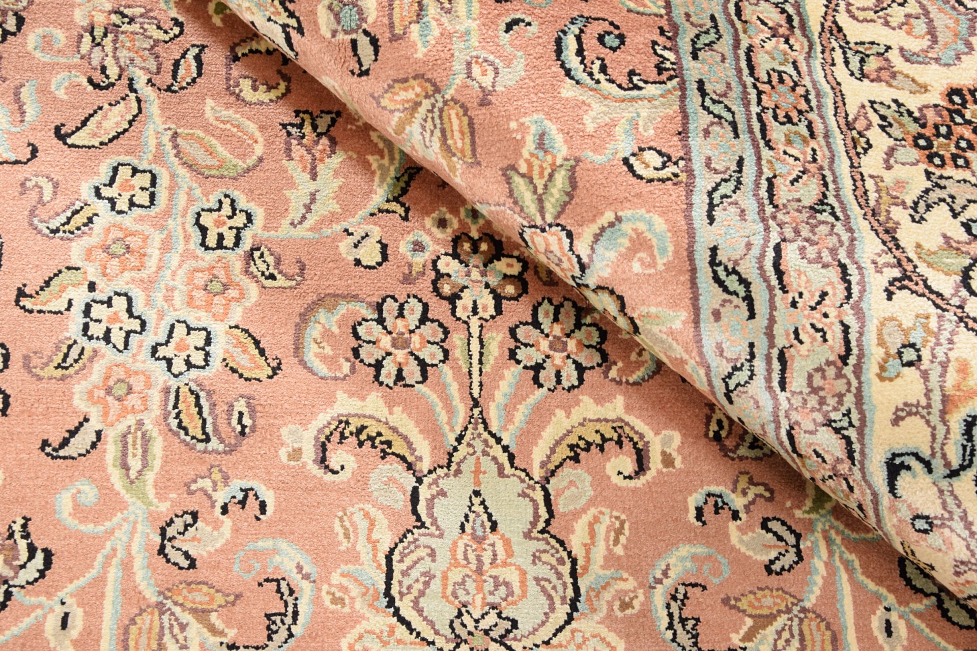 Kashmir Oriental Rug 274 × 186 cm, silk, hand-knotted — view 4