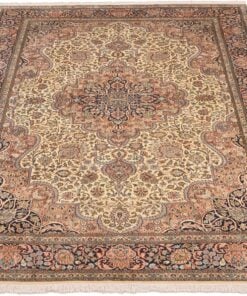 Kashmir Oriental Rug 277 × 186 cm, silk, hand-knotted — view 2