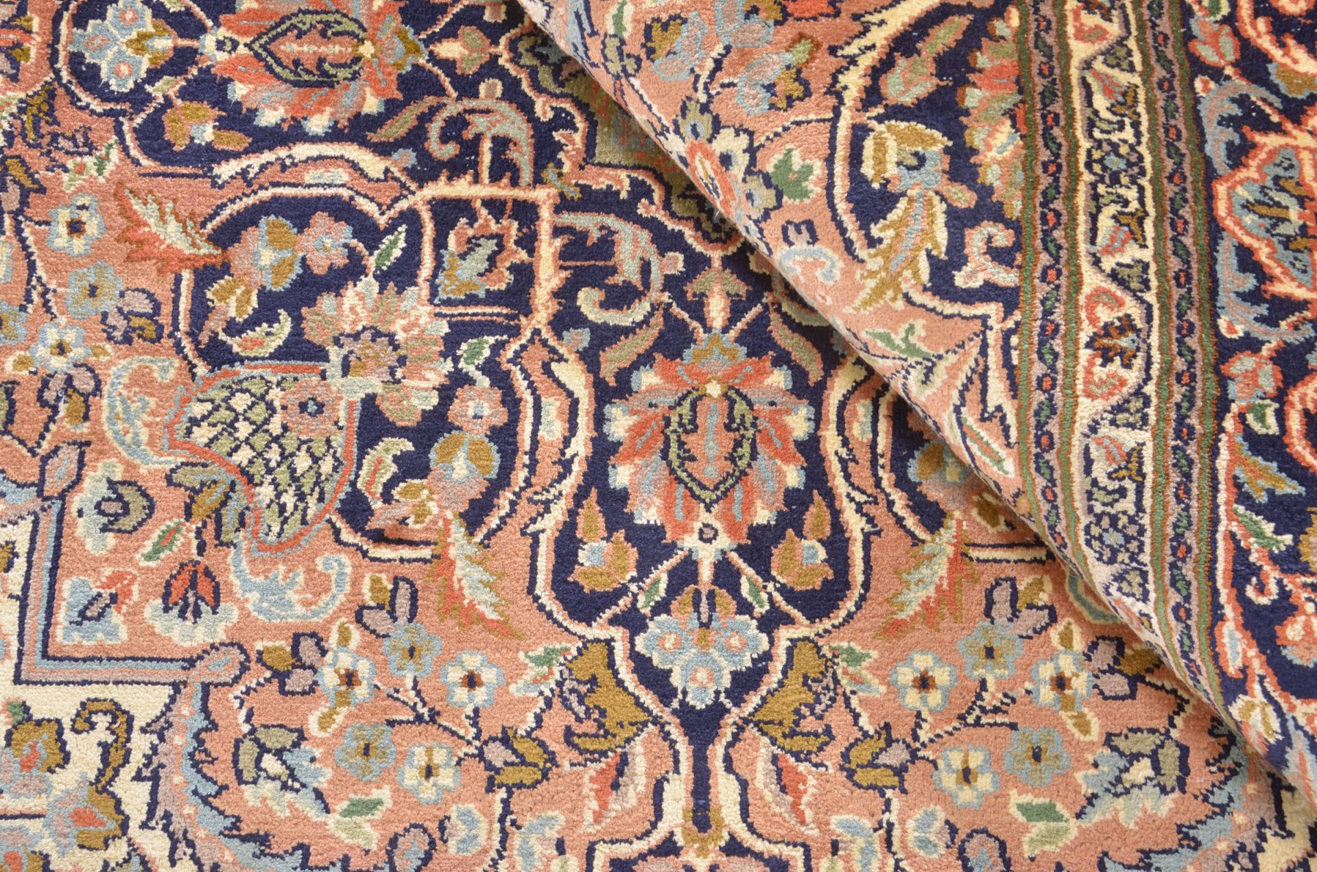 Kashmir Oriental Rug 277 × 186 cm, silk, hand-knotted — view 4