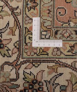 Kashmir Oriental Rug 281 × 190 cm, silk, hand-knotted — view 3