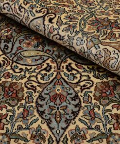 Kashmir Oriental Rug 283 × 190 cm, silk, hand-knotted — view 4