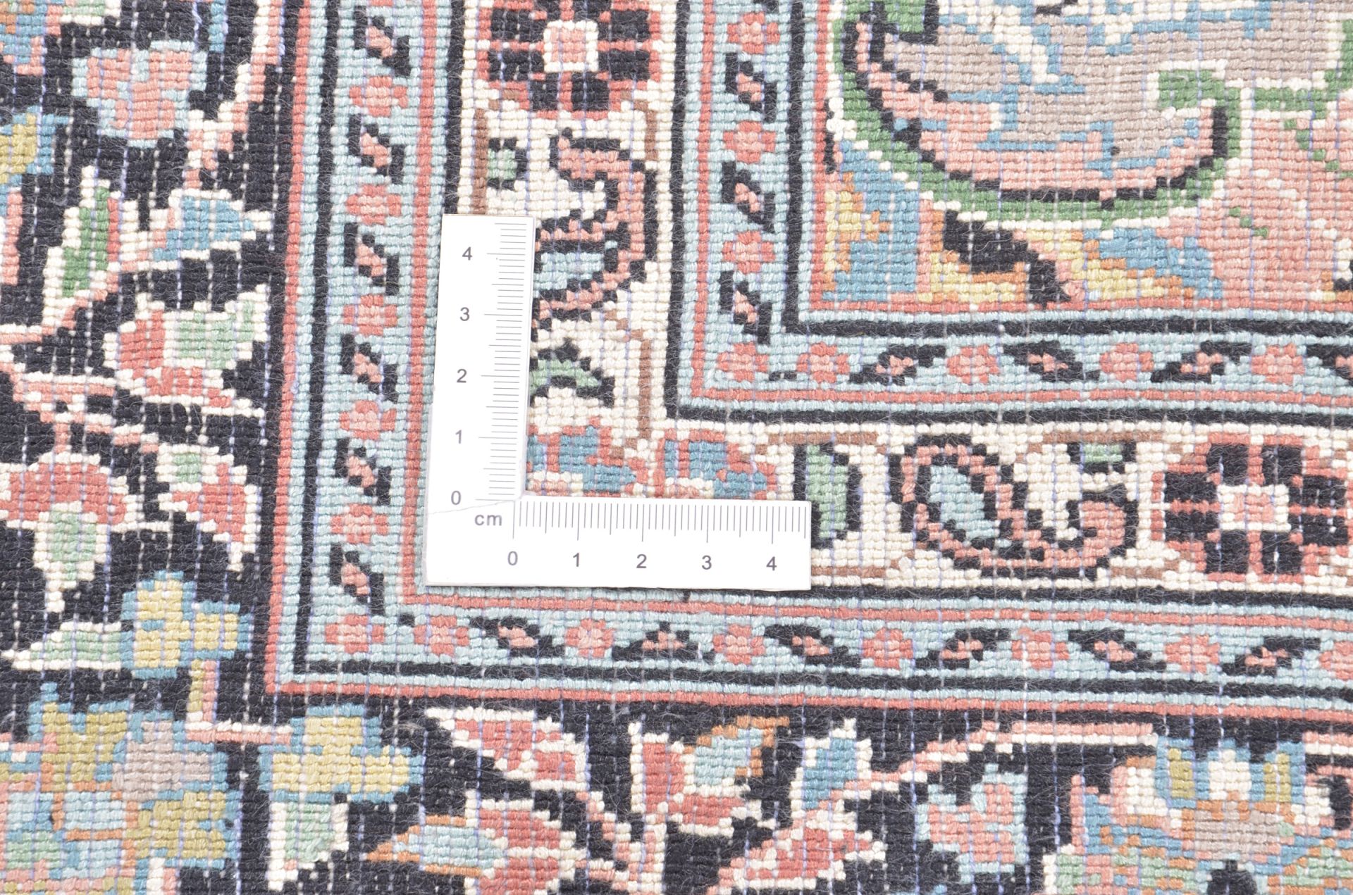 Kashmir Oriental Rug 271 × 192 cm, silk, hand-knotted — view 3