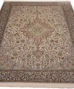 Kashmir Oriental Rug 284 × 192 cm, silk, hand-knotted — view 2