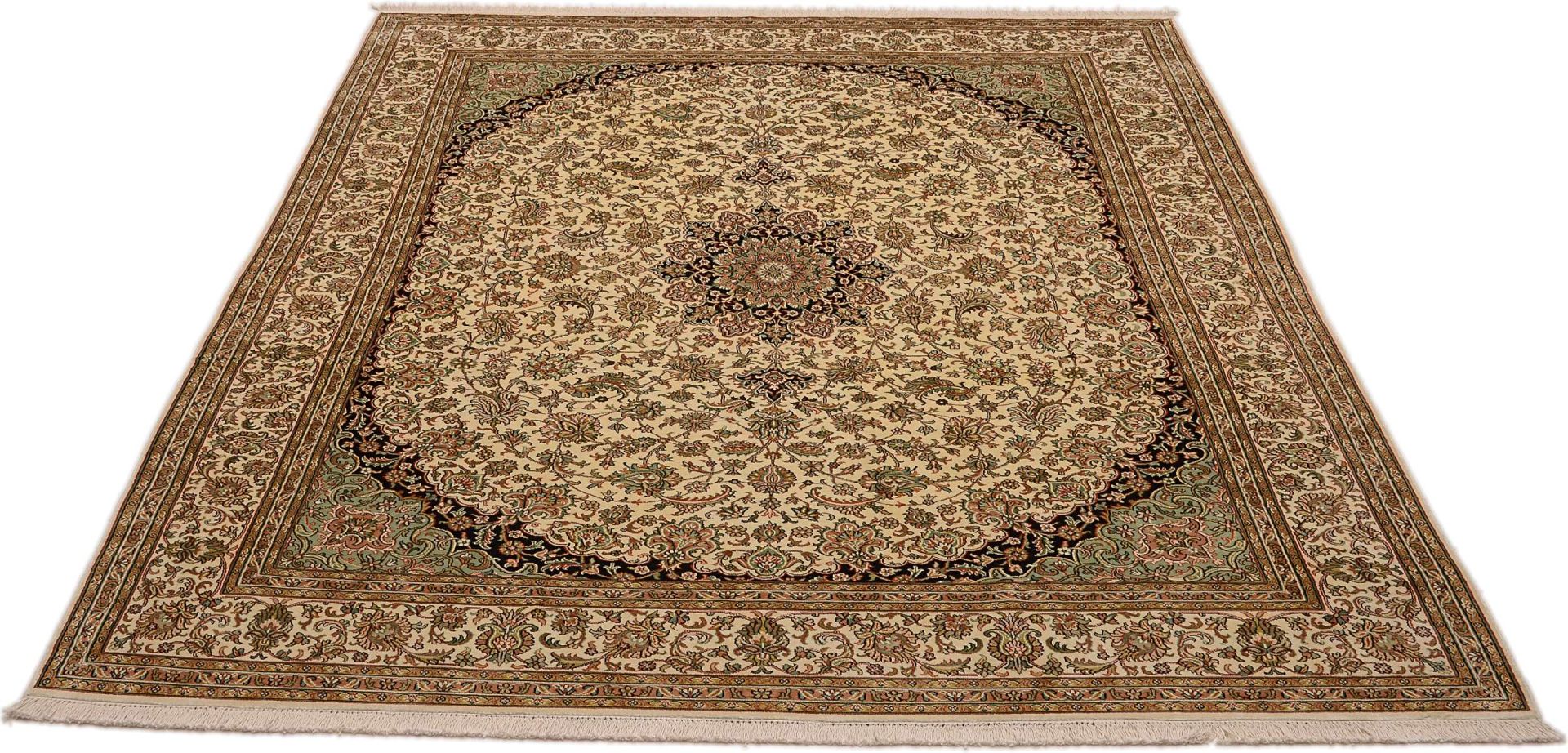 Kashmir Oriental Rug 260 × 198 cm, silk, hand-knotted — view 2