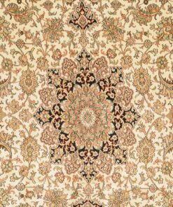 Kashmir Oriental Rug 260 × 198 cm, silk, hand-knotted — view 4
