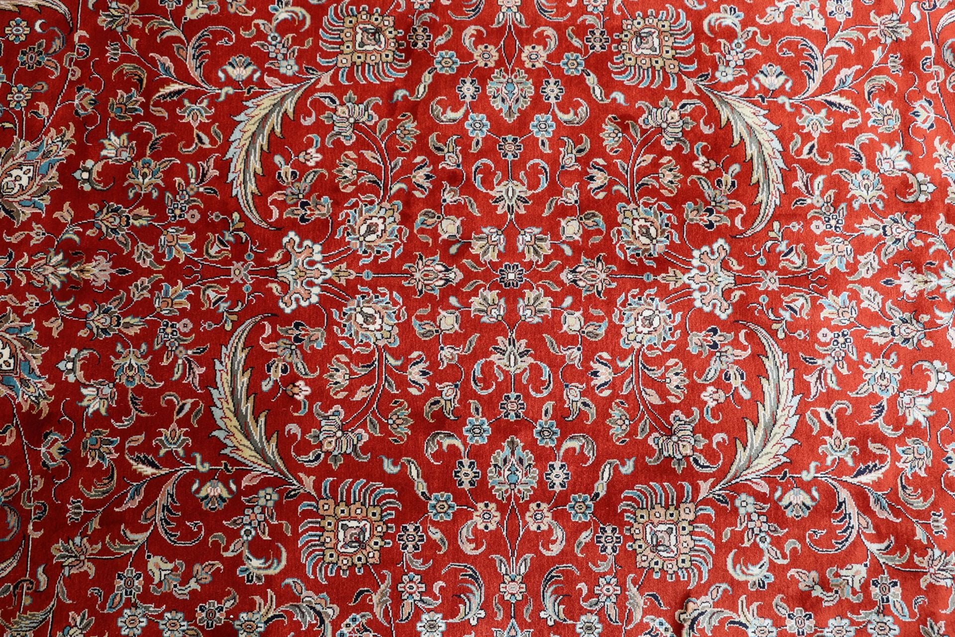 Kashmir Oriental Rug 299 × 201 cm, silk, hand-knotted — view 9