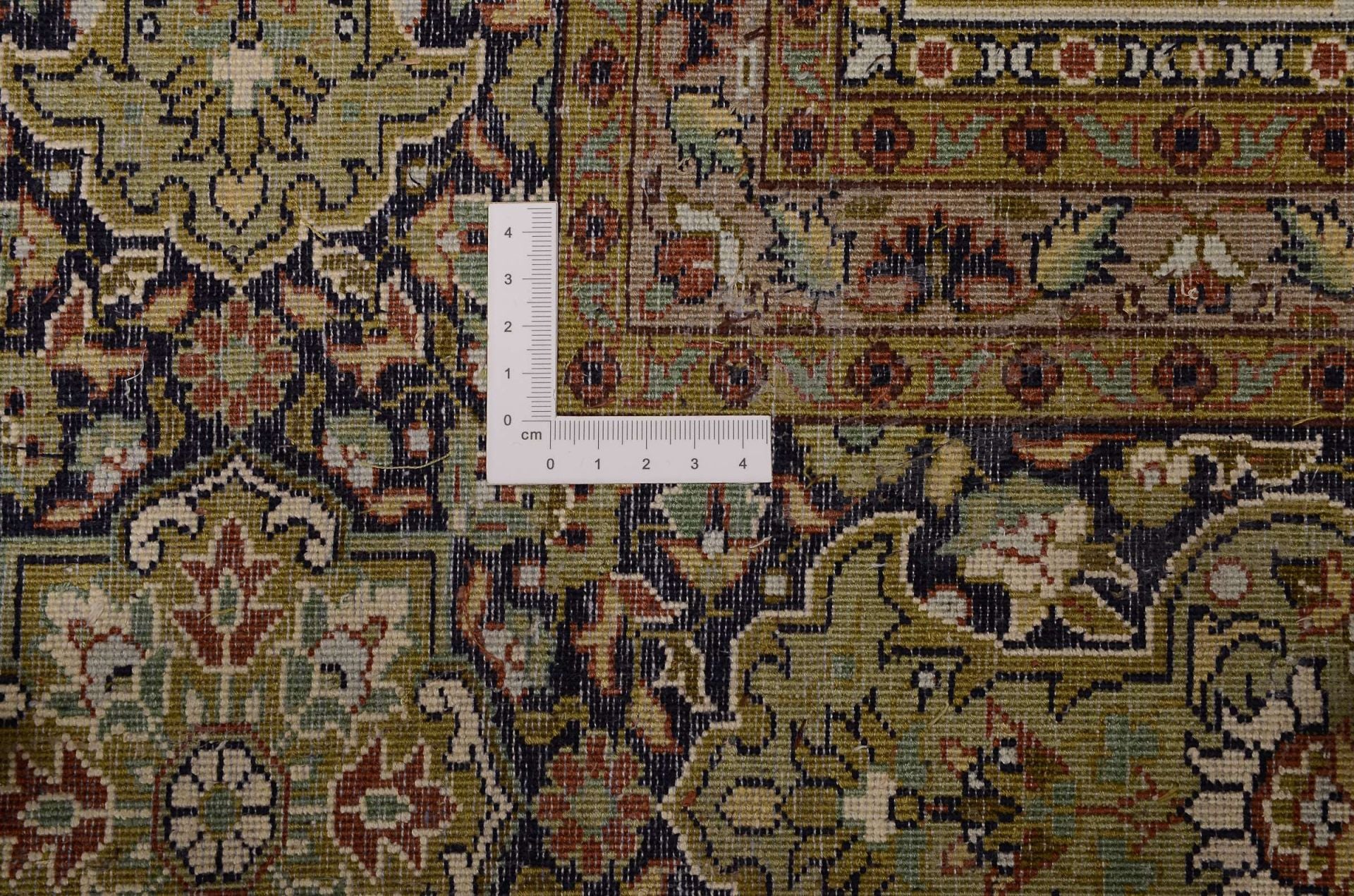Kashmir Oriental Rug 308 × 216 cm, silk, hand-knotted — view 3