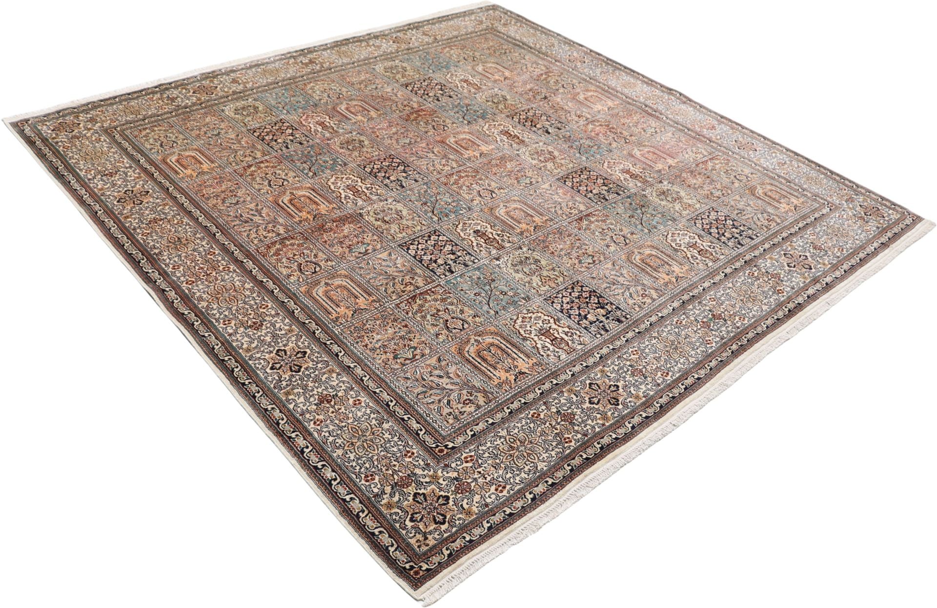 Kashmir Oriental Rug 245 × 245 cm, silk, hand-knotted — view 4