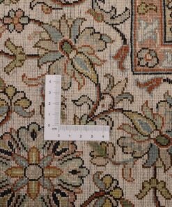 Kashmir Oriental Rug 336 × 245 cm, silk, hand-knotted — view 3