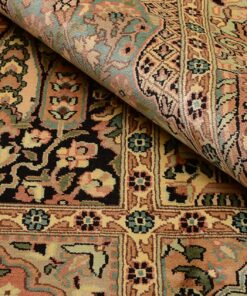 Kashmir Oriental Rug 369 × 272 cm, silk, hand-knotted — view 4