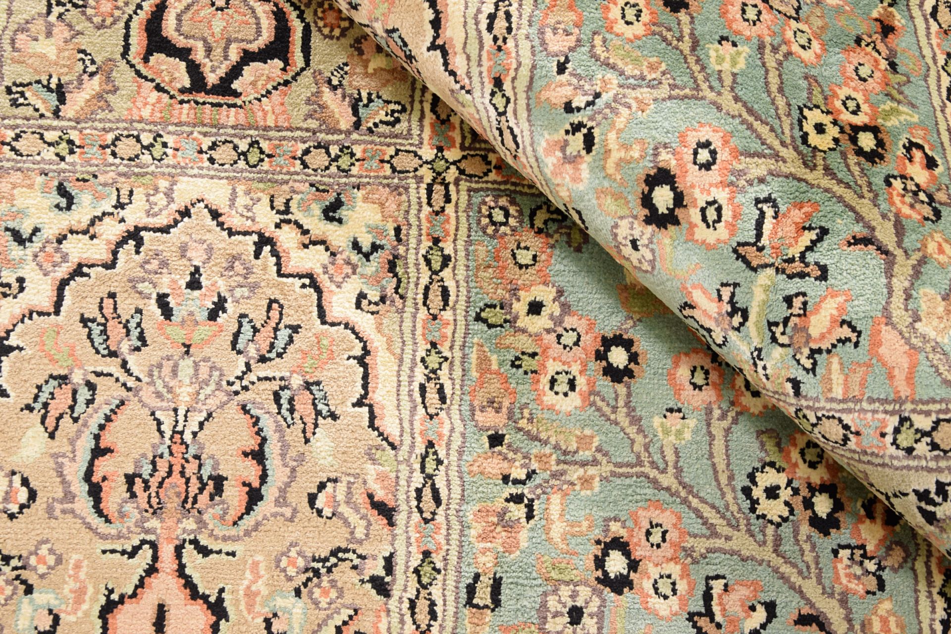 Kashmir Oriental Rug 363 × 277 cm, silk, hand-knotted — view 4