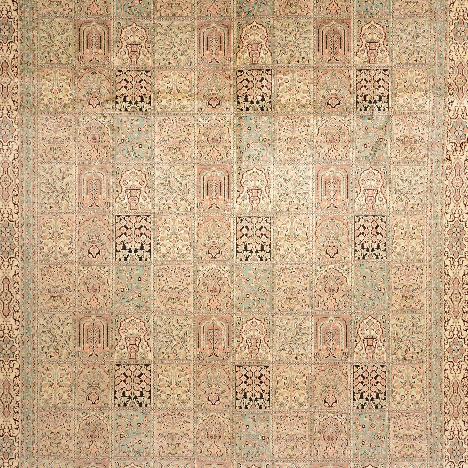 Kashmir Oriental Rug 363 × 277 cm, silk, hand-knotted — view 5