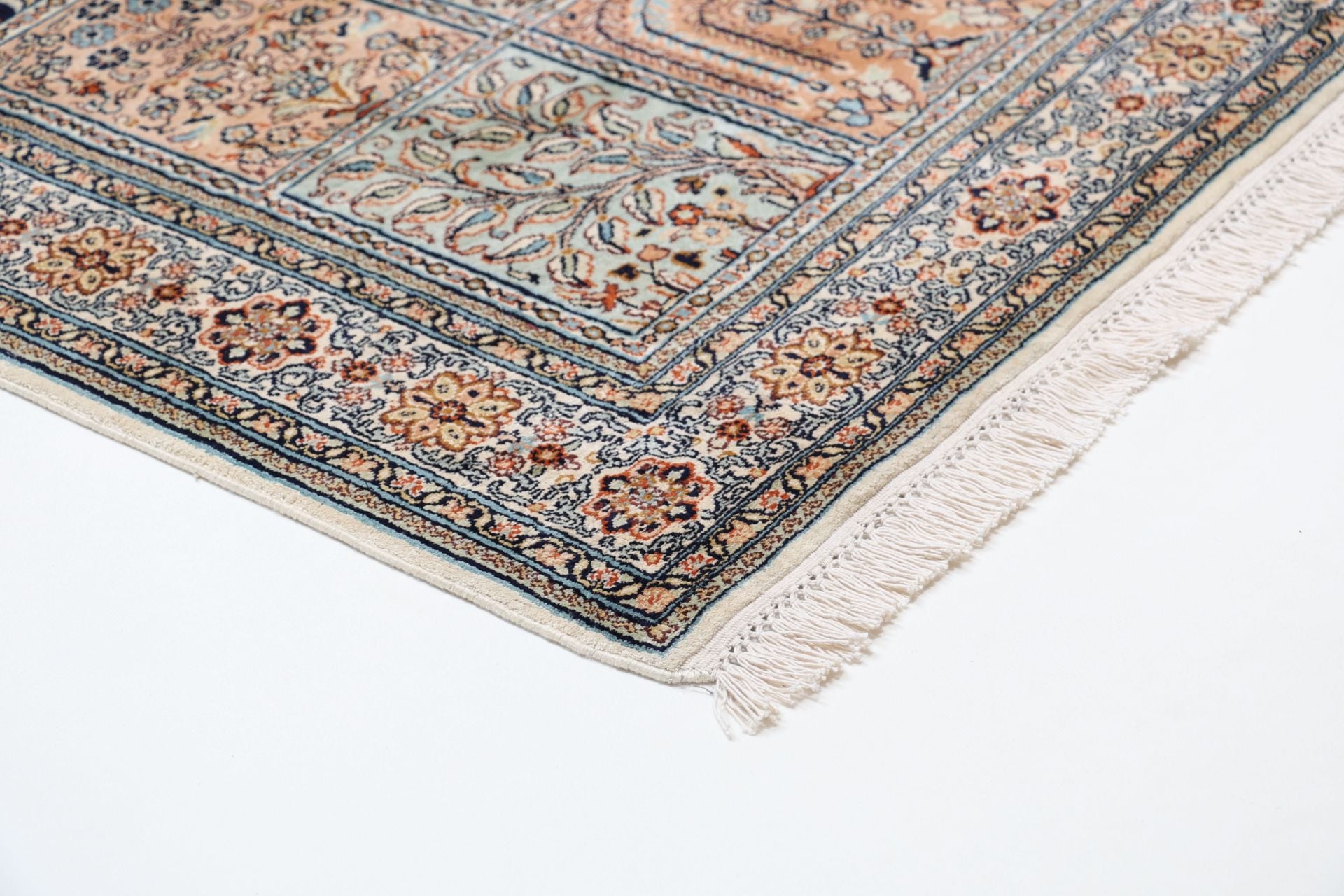 Kashmir Oriental Rug 241 × 76 cm, silk, hand-knotted — view 6
