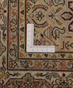 Kashmir Oriental Rug 310 × 82 cm, silk, hand-knotted — view 3