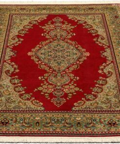 Kashmir Oriental Rug 197 × 137 cm, silk, hand-knotted — view 2