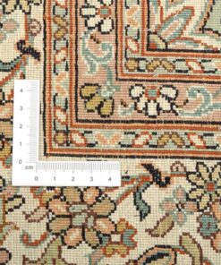 Kashmir Oriental Rug 245 × 174 cm, silk, hand-knotted — view 3