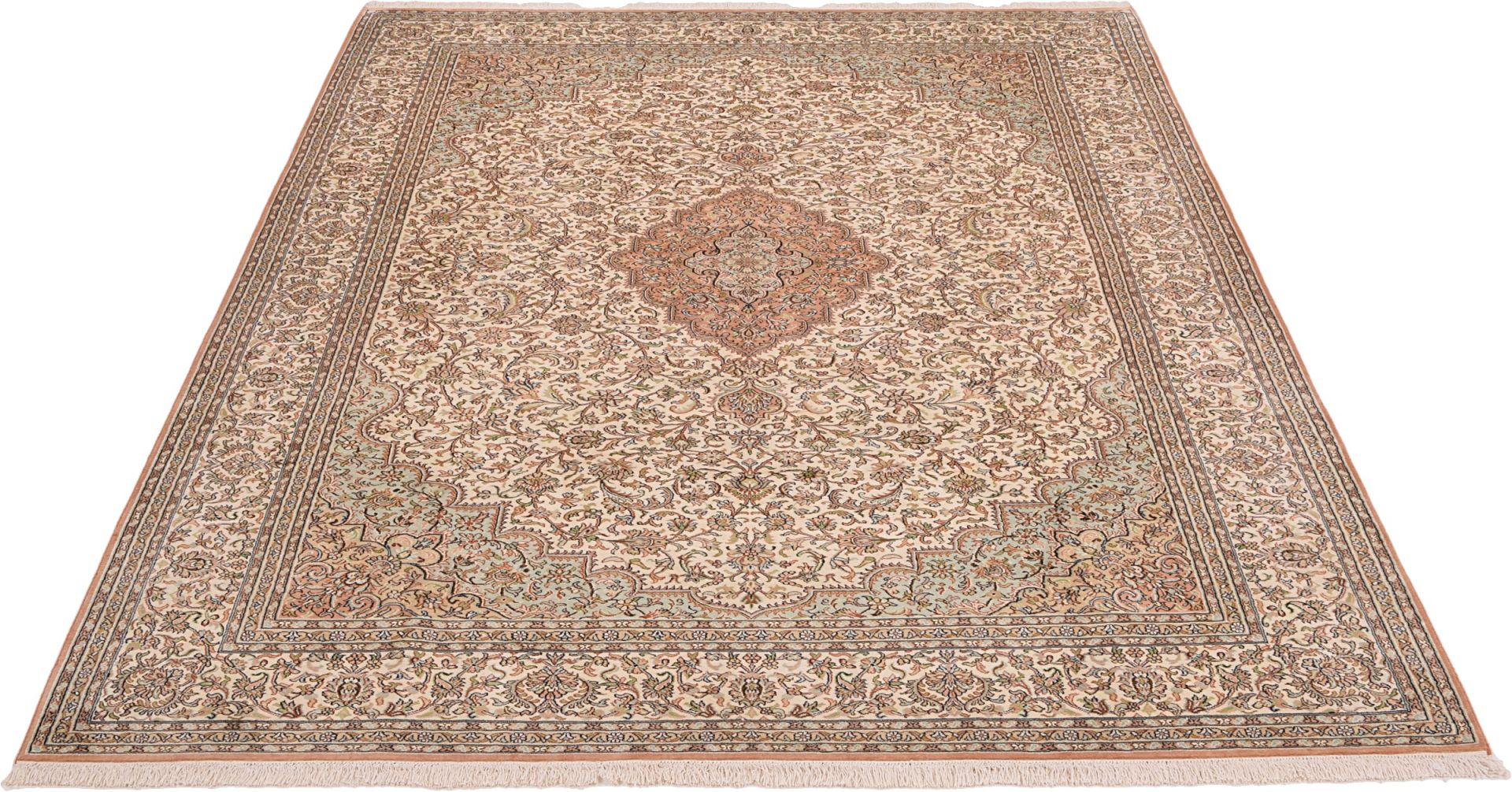 Kashmir Oriental Rug 284 × 203 cm, silk, hand-knotted — view 2