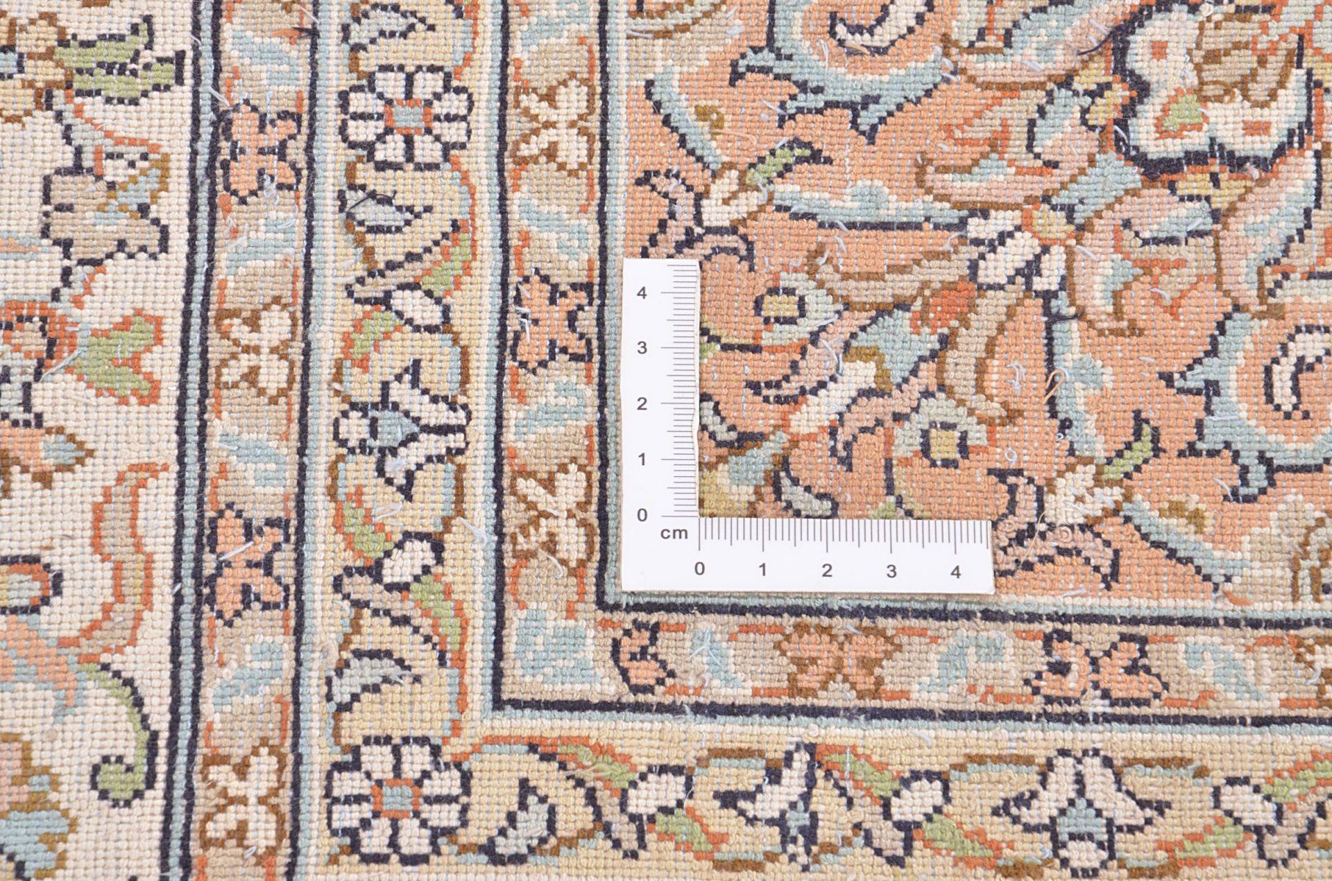 Kashmir Oriental Rug 284 × 203 cm, silk, hand-knotted — view 4