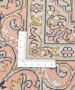 Kashmir Oriental Rug 305 × 210 cm, silk, hand-knotted — view 4
