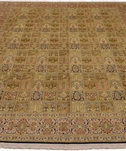 Kashmir Oriental Rug 343 × 246 cm, silk, hand-knotted — view 2