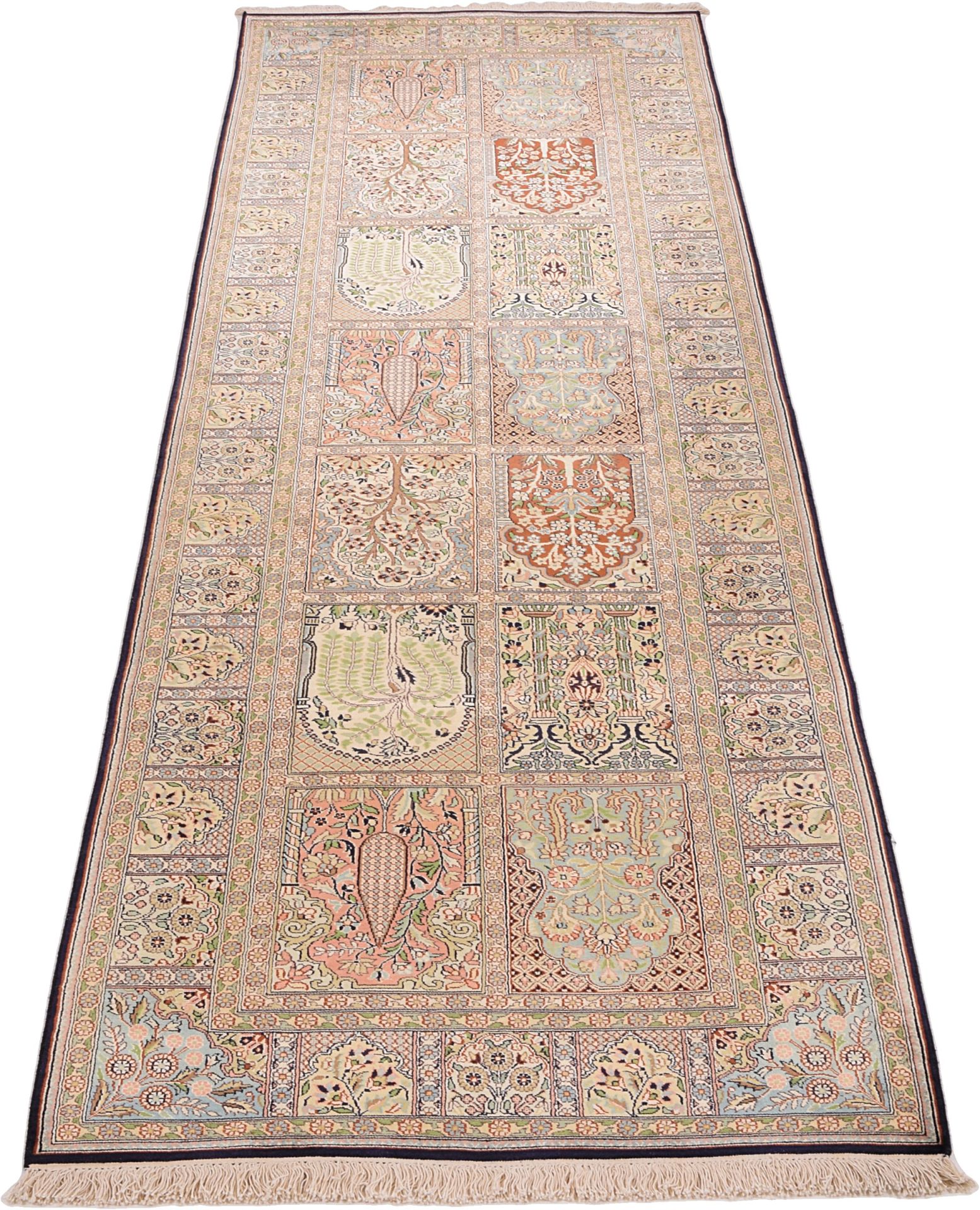 Kashmir Oriental Rug 308 × 94 cm, silk, hand-knotted — view 3