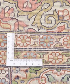 Kashmir Oriental Rug 308 × 94 cm, silk, hand-knotted — view 4