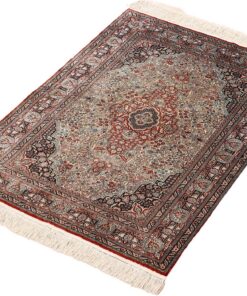 Oriental Rug 91 × 62 cm, silk, hand-knotted — view 3