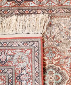 Oriental Rug 91 × 62 cm, silk, hand-knotted — view 7